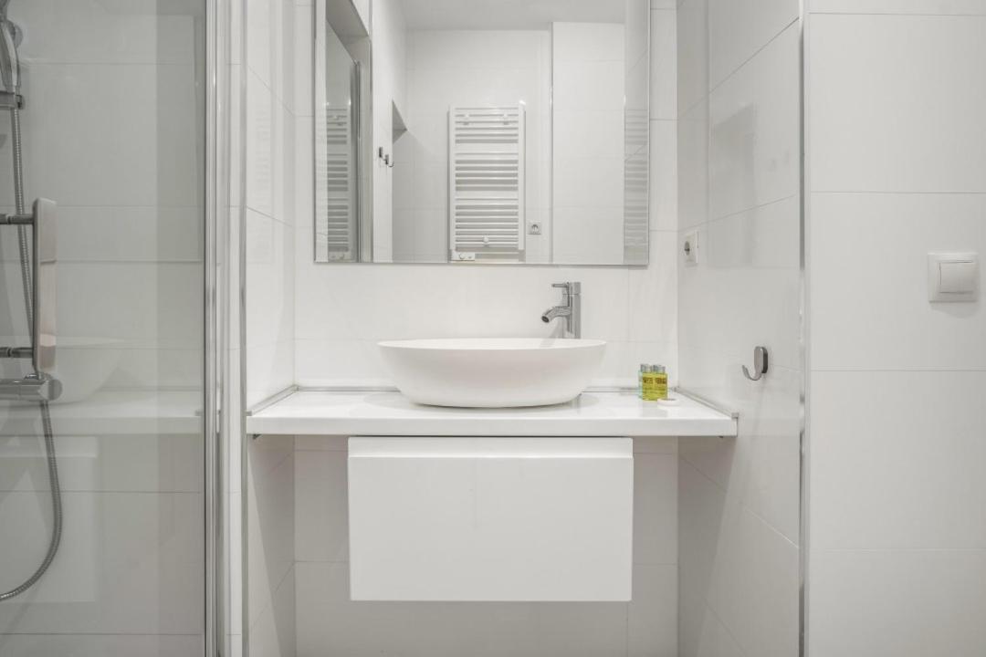1 Bedrooms 1 Bathroom Furnished - La Latina - Modern - Mintystay Appartement